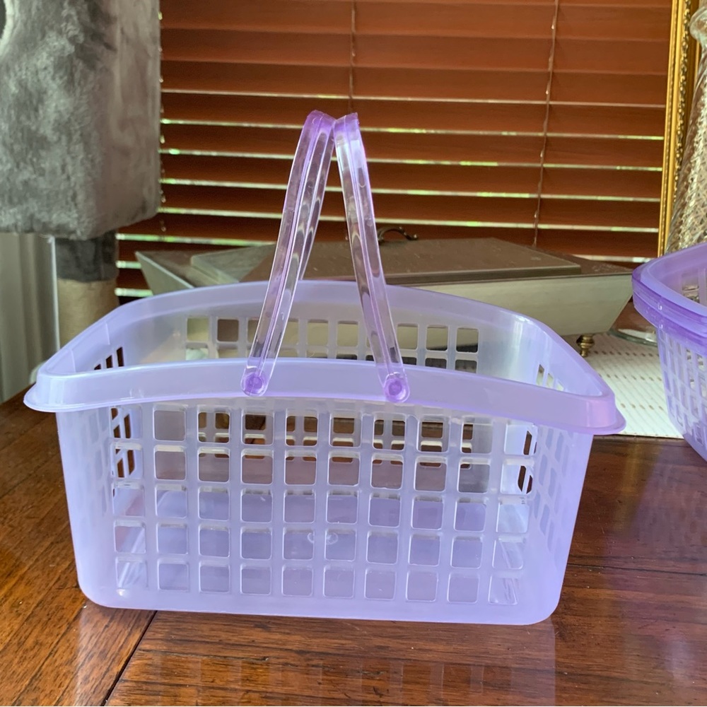 Plastic Basket with Handles (3) 9x6x5 Great for Gift Baskets Like New unused